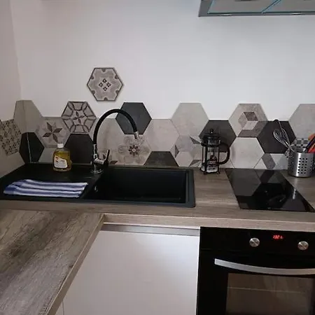 Apartman Agreable - Wi-fi - Cuisine Complete Dijon