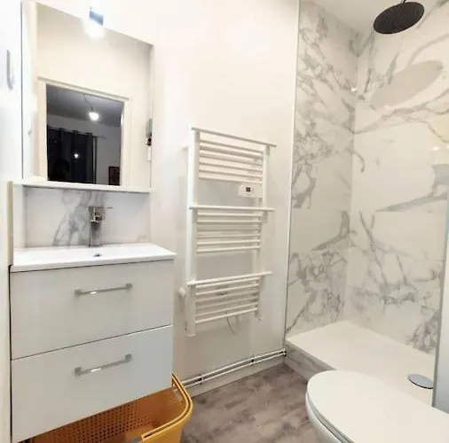 Agreable - Wi-fi - Cuisine Complete Apartment